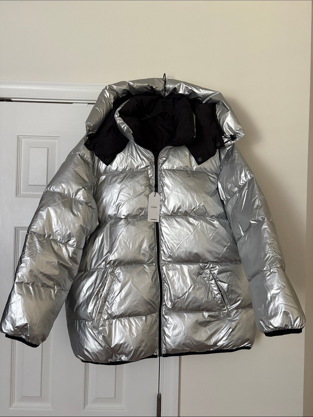 NWT Express Silver/Black Reversible Hooded Puffer Jacket